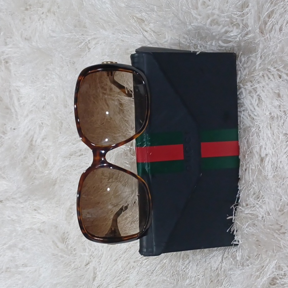 Gucci sunglasses